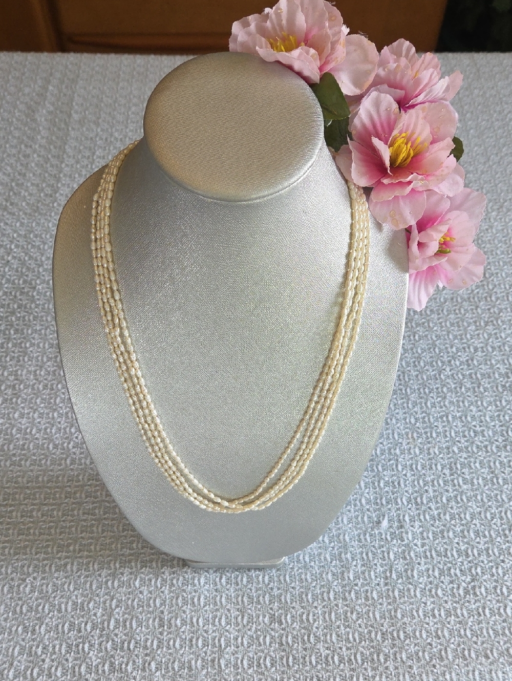 Delicate Multi-Strand Freshwater Rice Seed Pearl Necklace